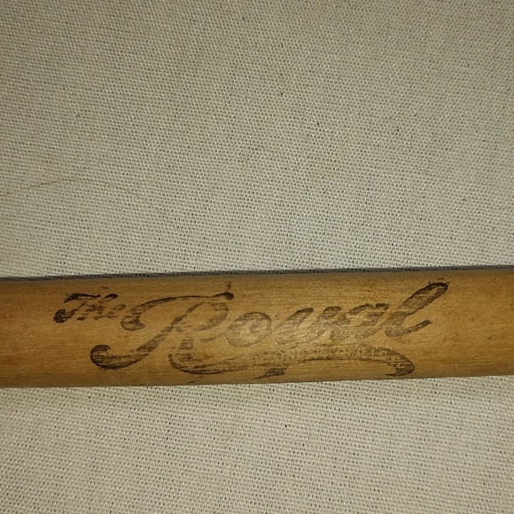 Vintage Royal Ladies Outfitters Parcel Handle - Picture 6 of 6